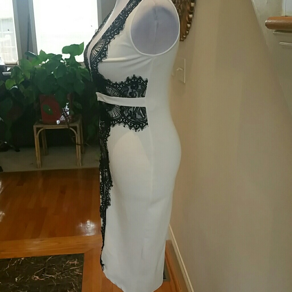"SOLD" - Dress by "privy" - Picture 5 of 7